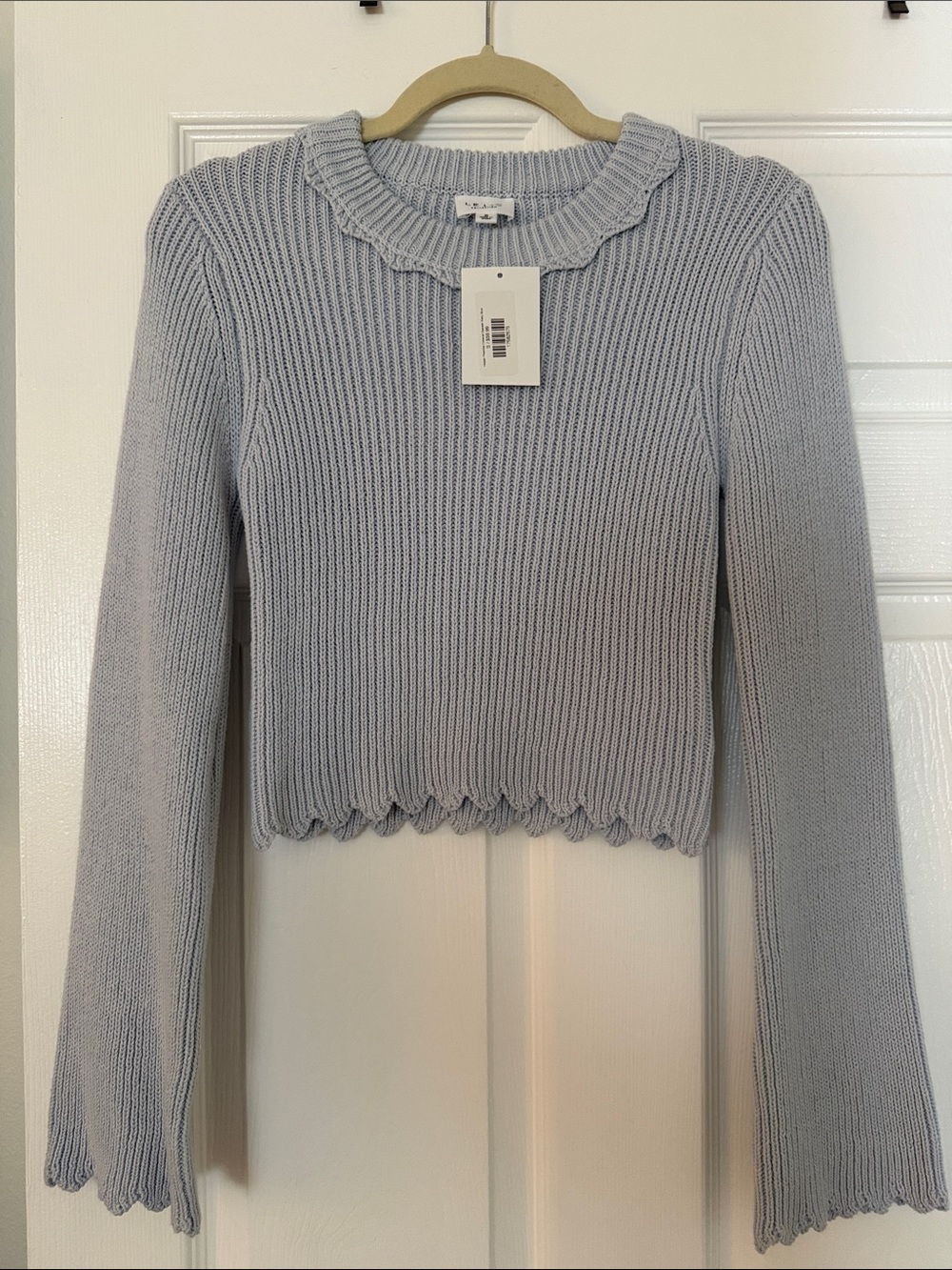 LE LIS Blue Scalloped Hem Rib-Knit Sweater